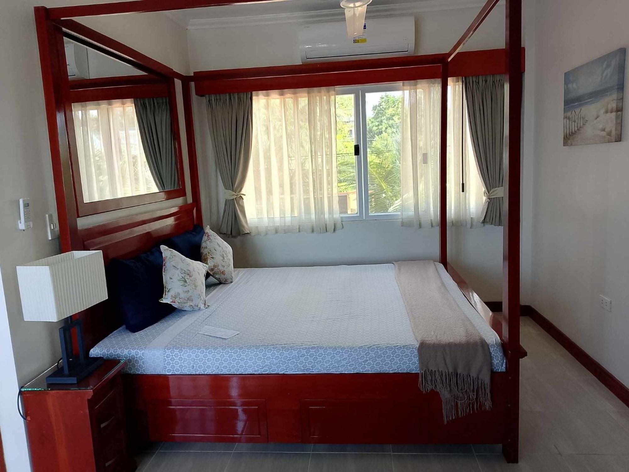 Ocean Breeze Resort Toledo Ngoại thất bức ảnh