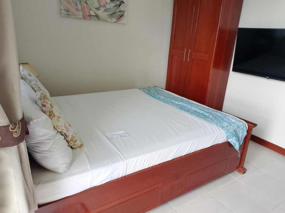 Ocean Breeze Resort Toledo Ngoại thất bức ảnh